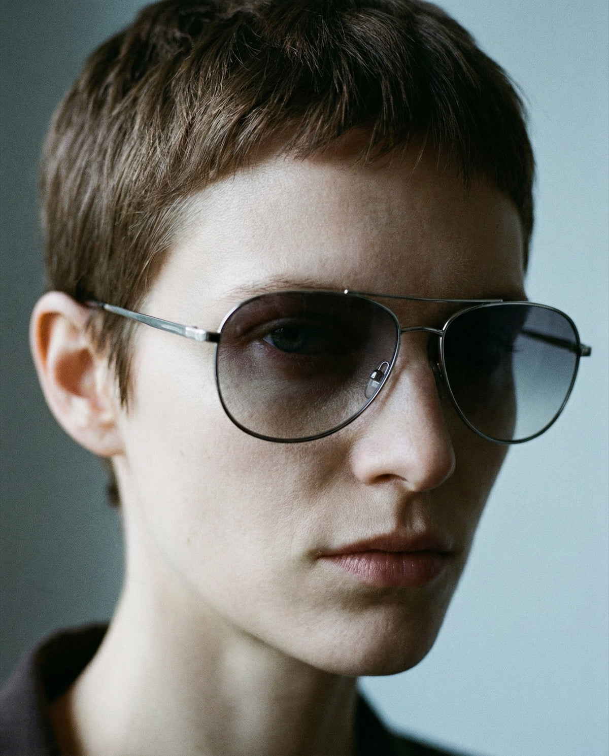 TINT Tegel frame detail on face