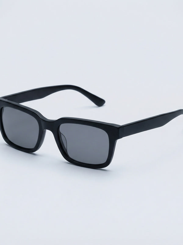 TINT Mitte three-quarter view