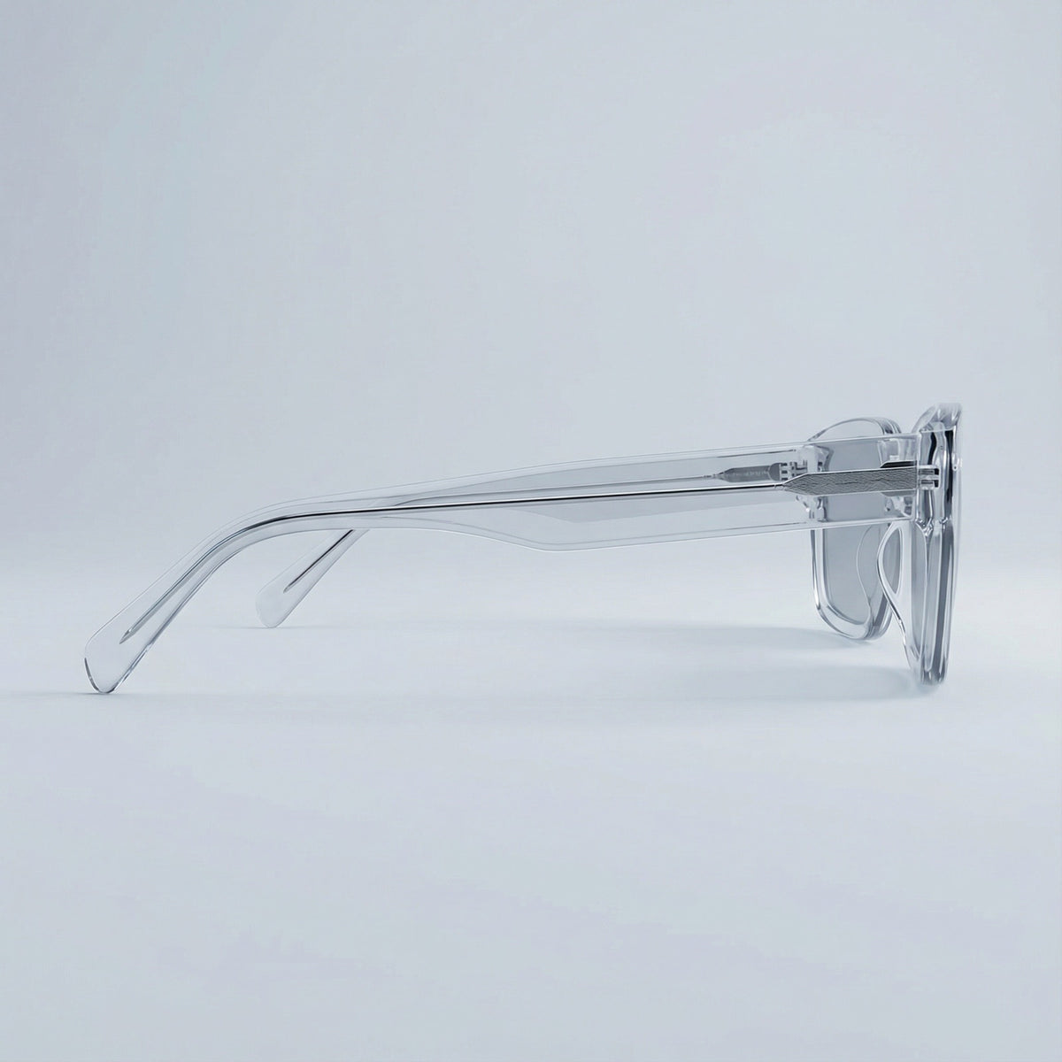 TINT Glashaus side profile