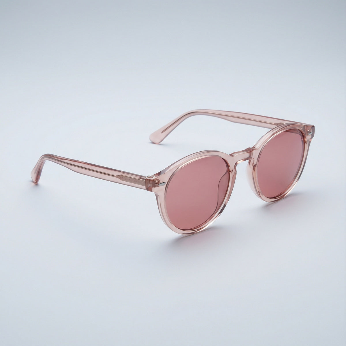 TINT Rosa three-quarter view