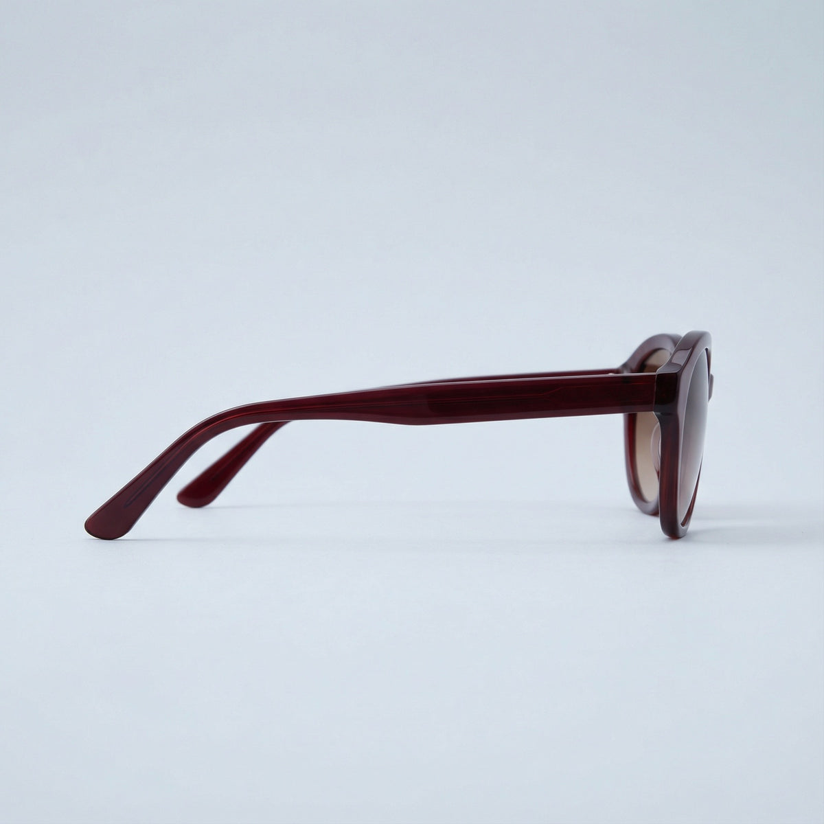 TINT Marlene side profile