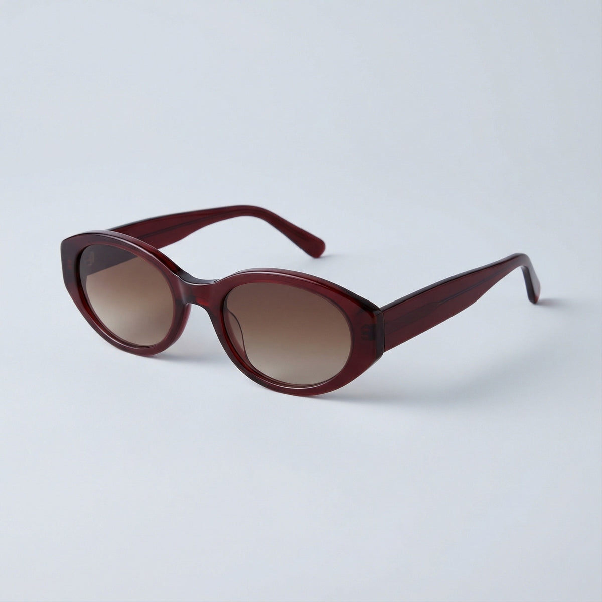 TINT Marlene three-quarter view