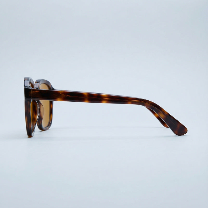 TINT Savigny side profile