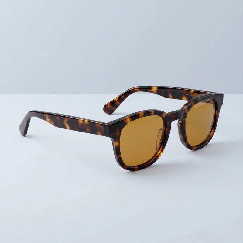 TINT Savigny three-quarter view